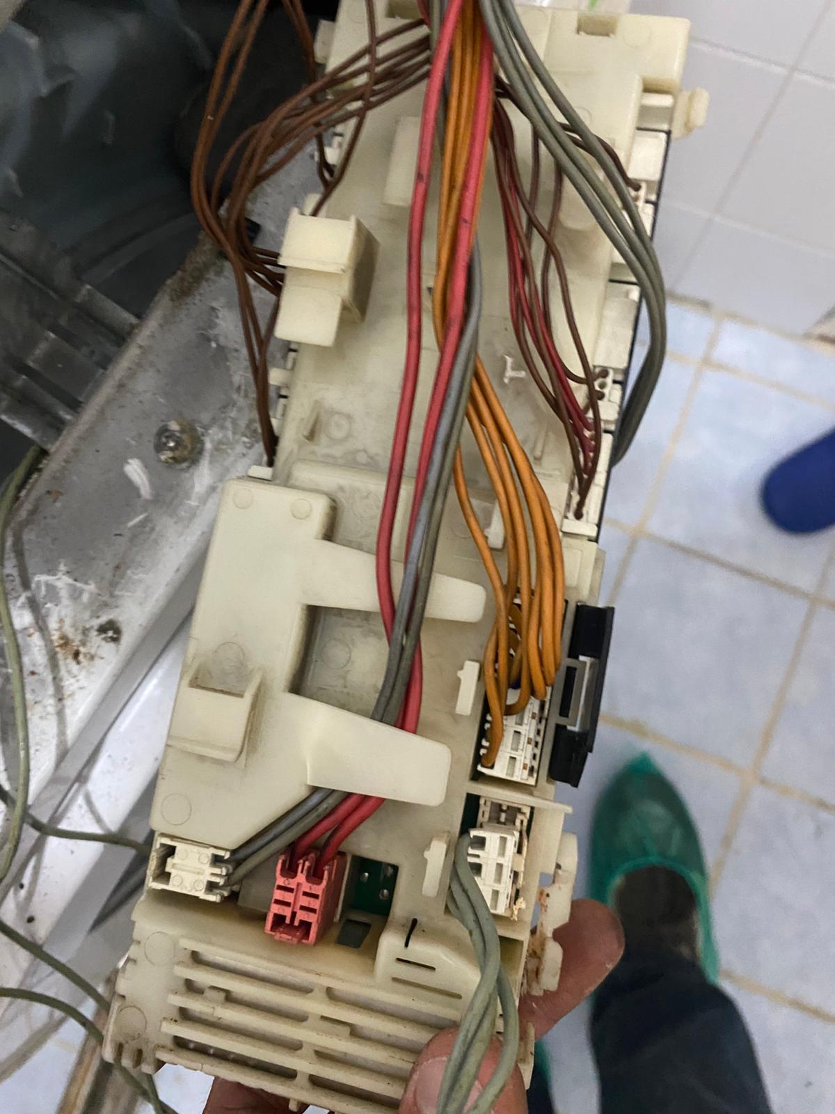 Gerçek elektronik kart, kablo & teknik parça çalışmaları servis çalışması #11
