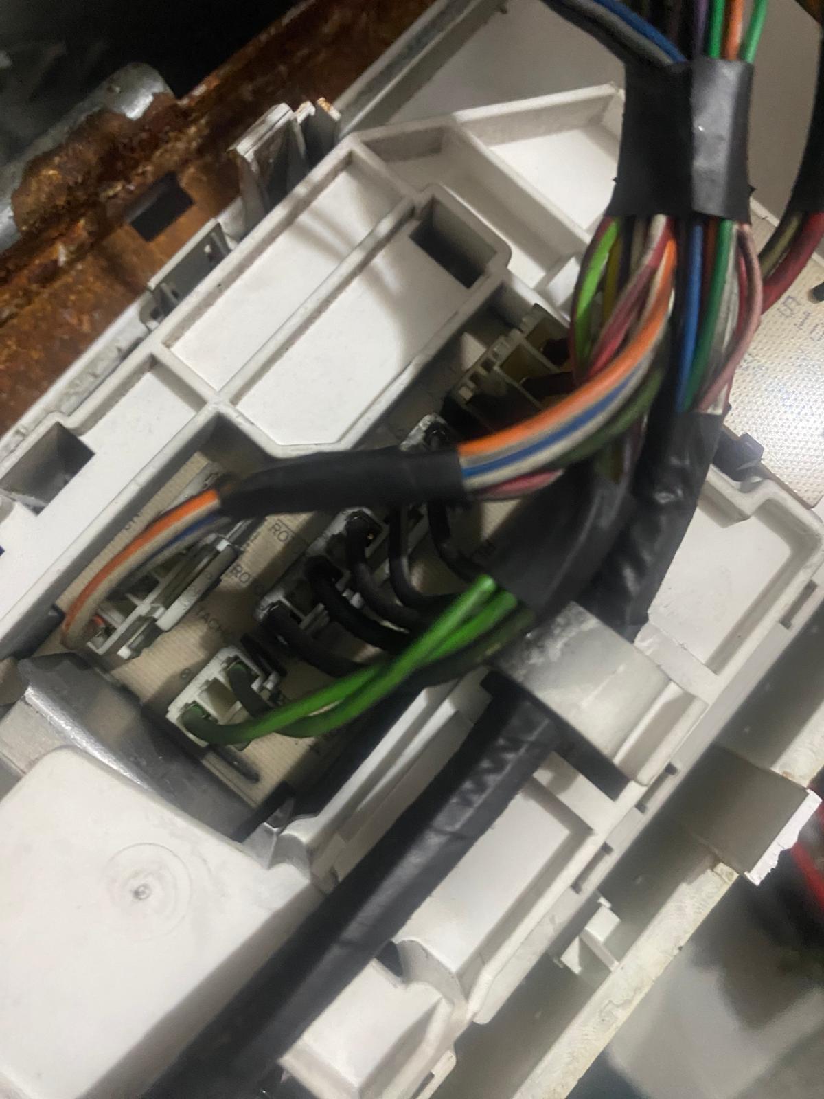 Gerçek elektronik kart, kablo & teknik parça çalışmaları servis çalışması #22
